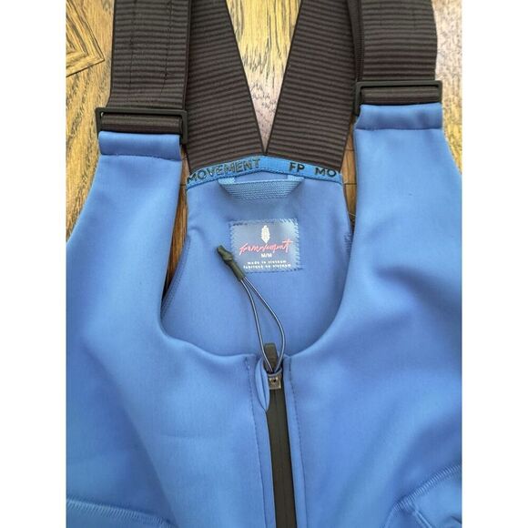 FP Movement Women's Powder Vixen Softshell Bibs Light Cobalt NWT Medium - Picture 5 of 10